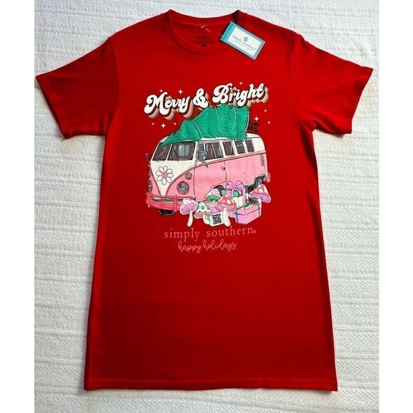 SIMPLY SOUTHERN MEDIUM “MERRY & BRIGHT” Short Sleeve Tshirt - Picture 4 of 7